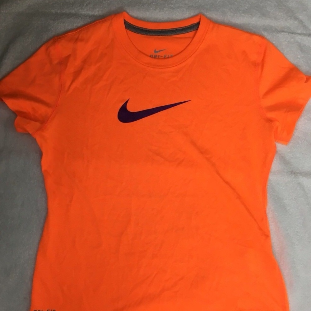 Nike Dri Fit Youth Tshirt Size Small